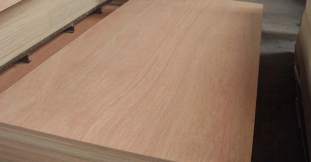 Harga Papan Plywood 4x8 Berdasarkan Saiz Standard