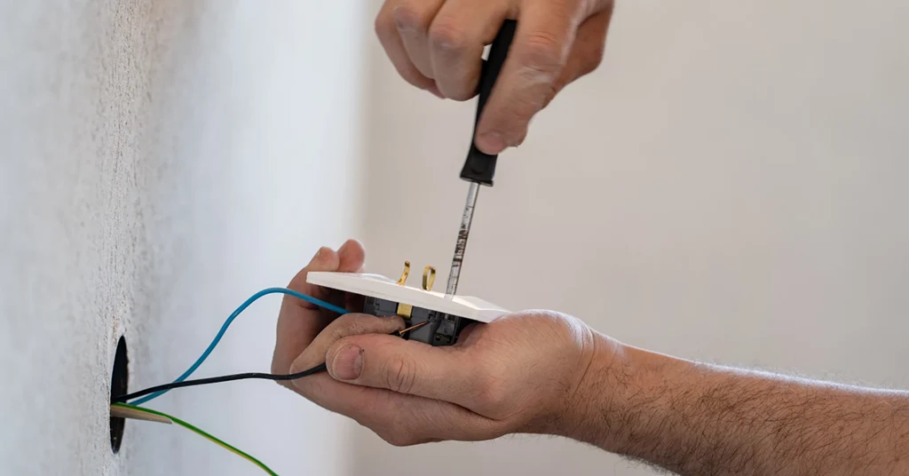 Anggaran Kos Plug Socket Mengikut Lokasi Rumah