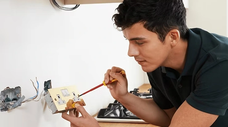 Harga Upah Pasang Plug Socket